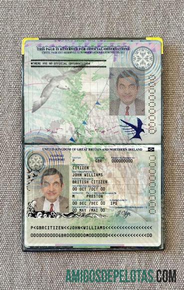 Passaporte do Reino Unido da Grã-Bretanha e Irlanda do Norte (2010 2015) Visual fotográfico modelo